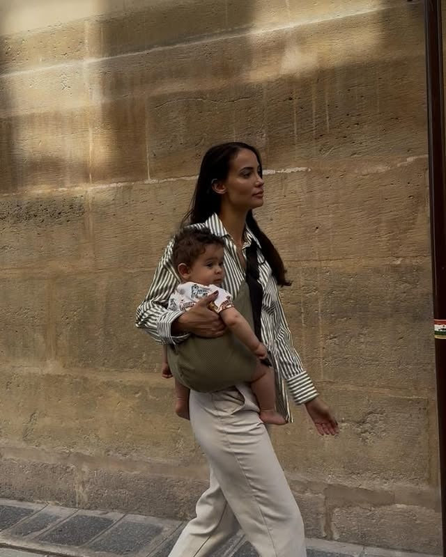 Bibee Sling Carriers (Buckle Lock)